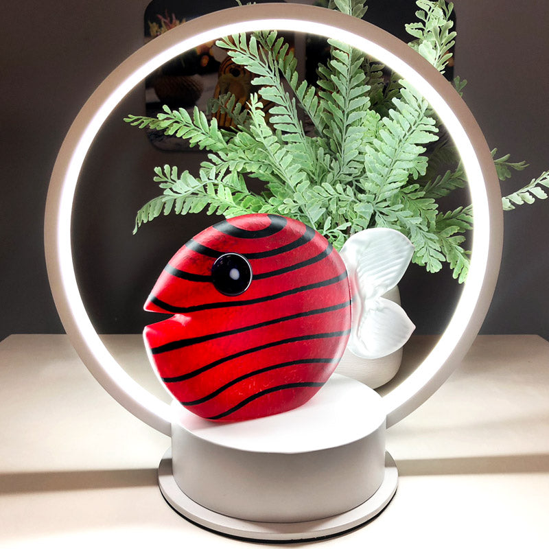 SNIPPY TALL - Paperweight