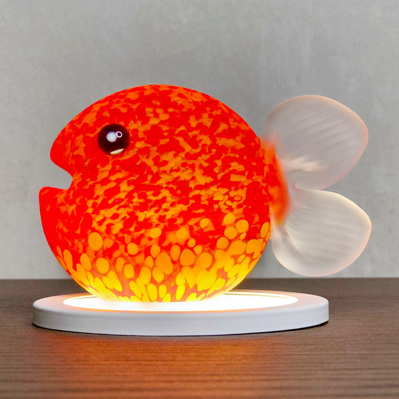 KISS FISH - Souvenir, Souvenir, [Borowski Art Glass in Asia]